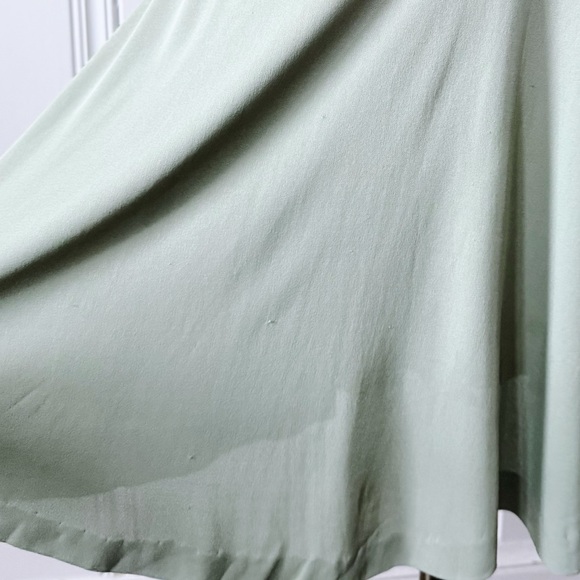 1970s Radley London Sage Green Drop Waist Vintage Designer Dress - Picture 3 of 10